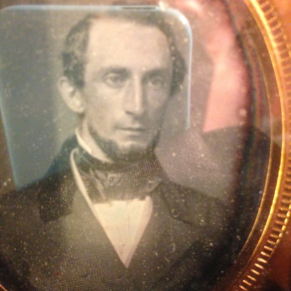 1840 Portrait of a man - Picture 2 of 8